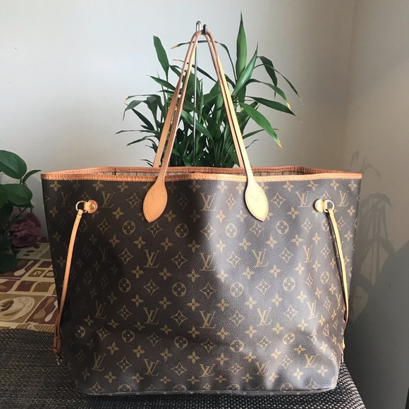 Louis Vuitton Handbags - ❌Sold❌Louis Vuitton Monogram Neverfull Gm